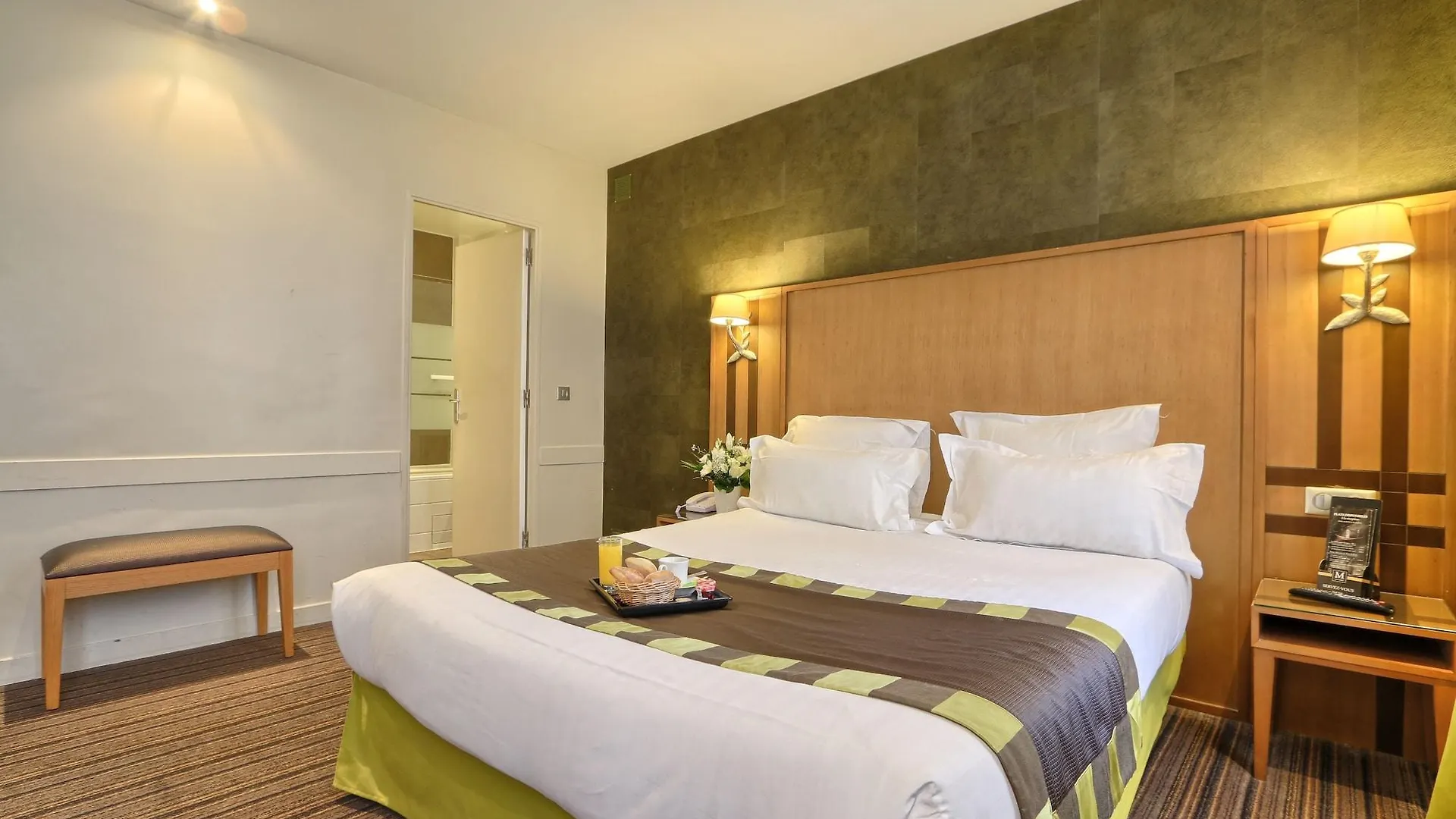 Mondial Hotel Paris