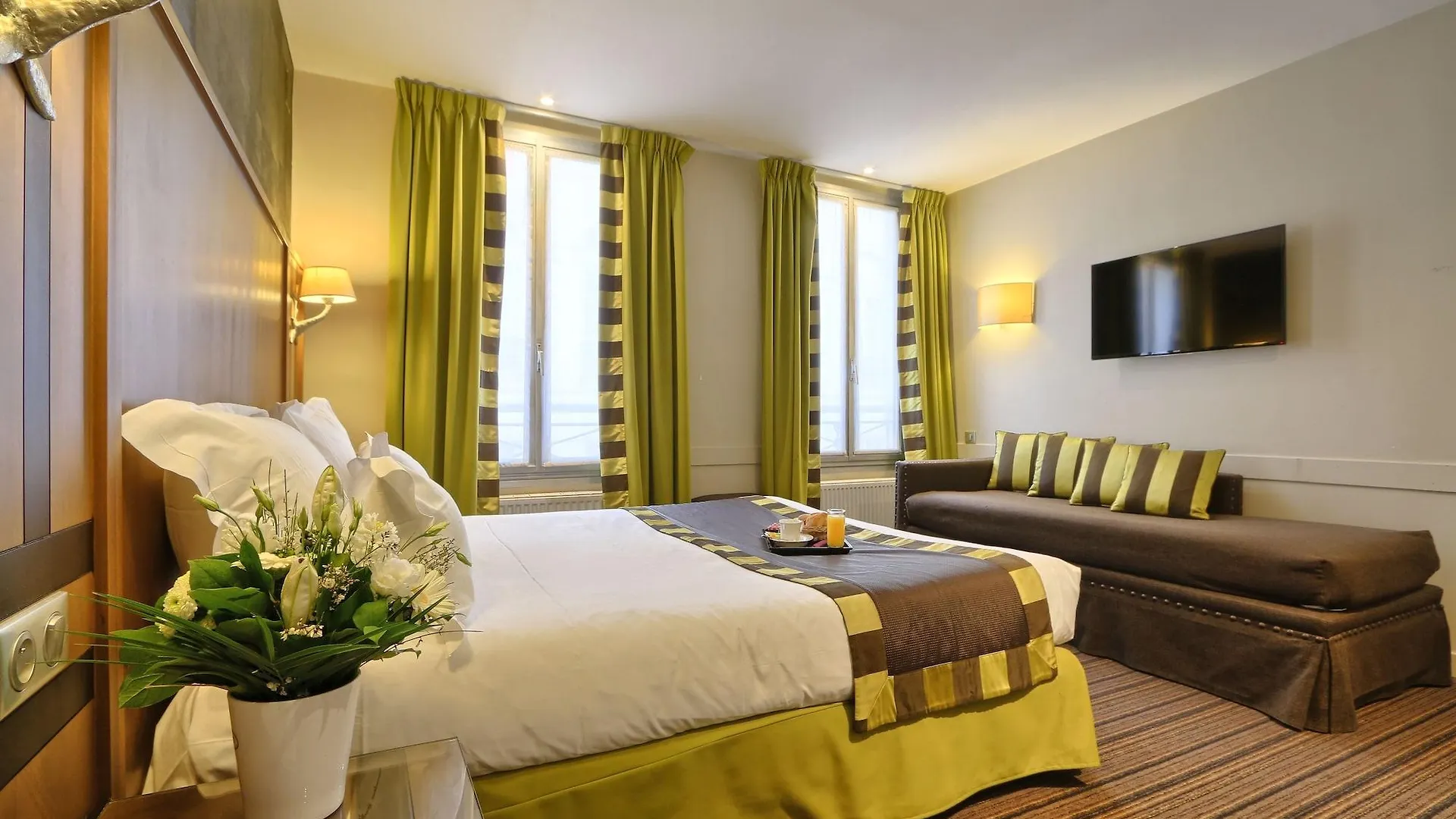 Mondial Hotel 3*