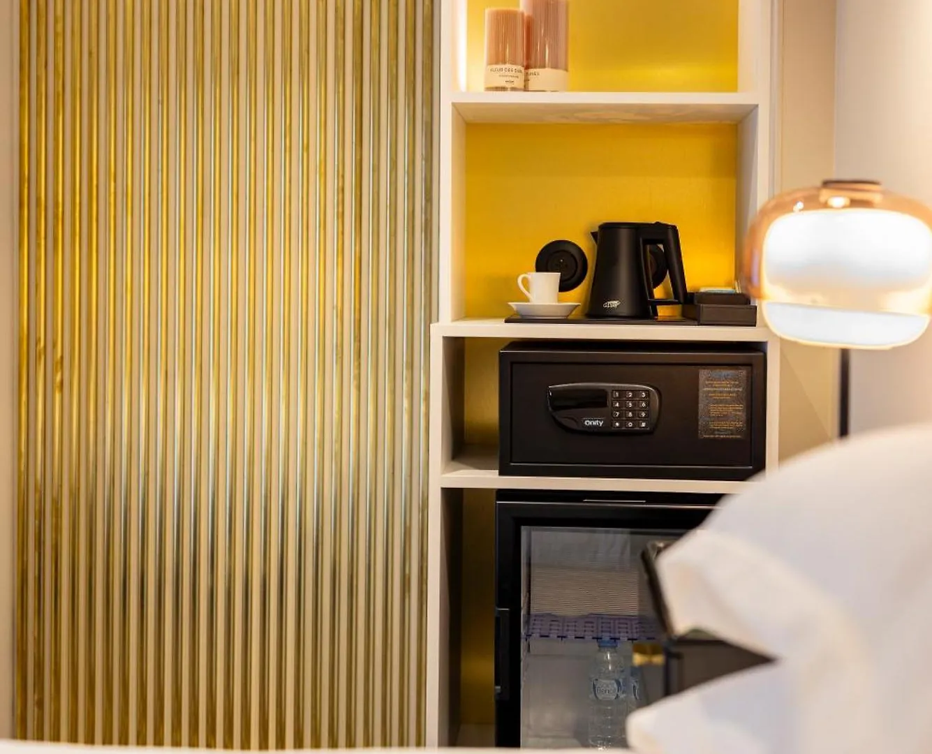 Mondial Hotel 3*
