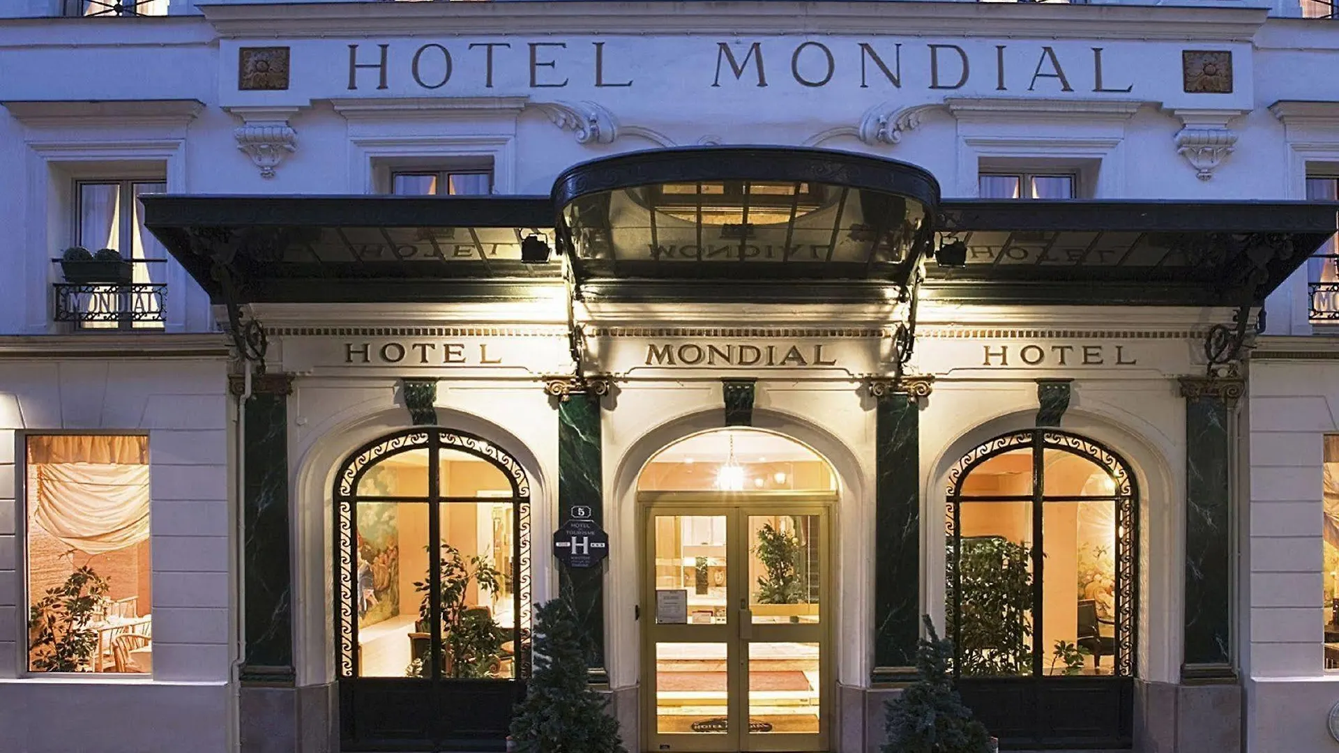 Mondial Hotel Paris