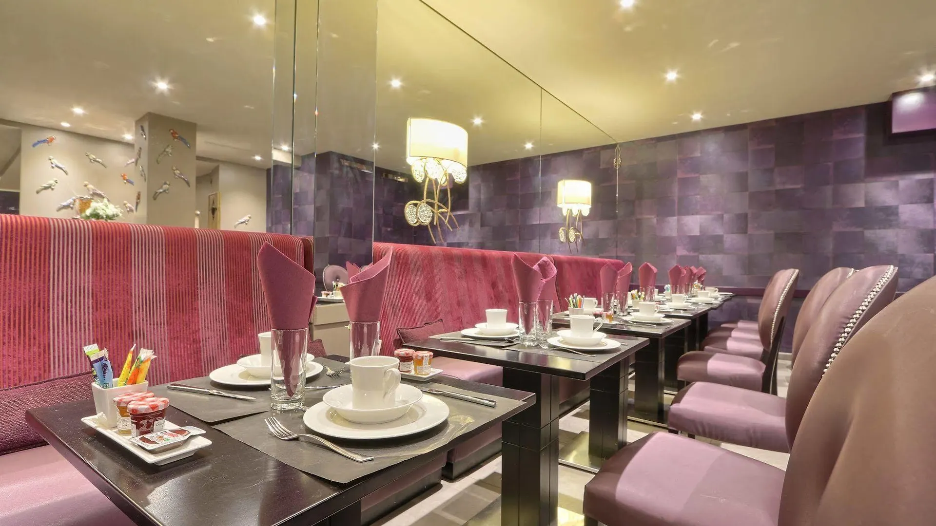 Hotel Mondial 3*